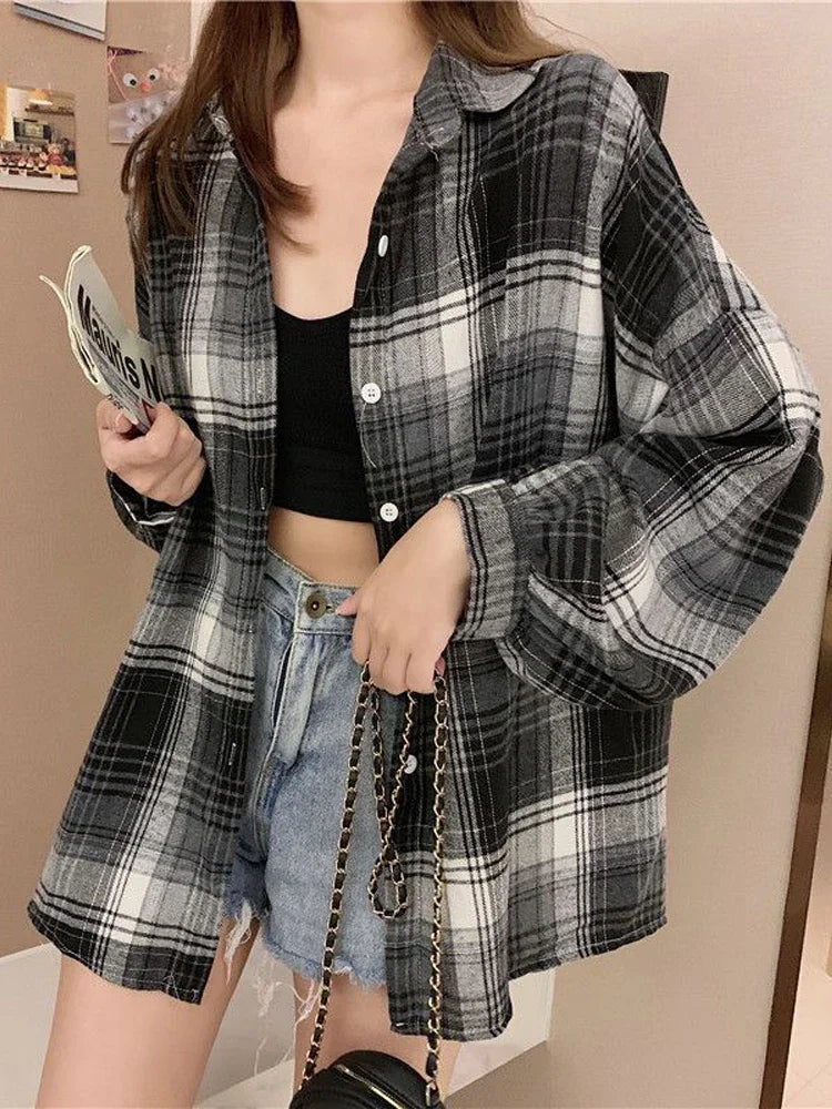 Women’s Plaid Button-Up Shirt – Long Sleeve Casual Vintage Style Top