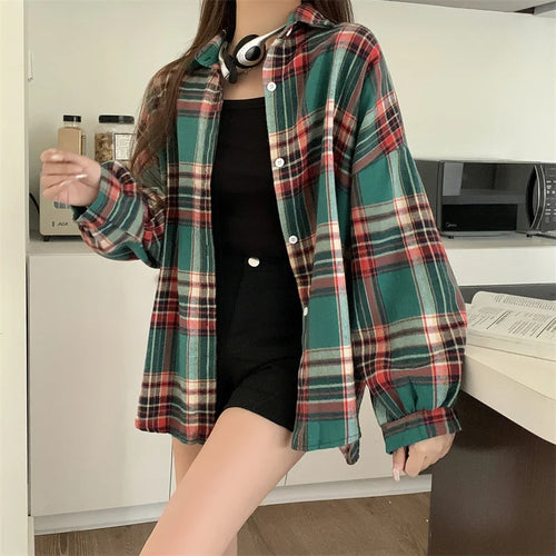 Women’s Plaid Button-Up Shirt – Long Sleeve Casual Vintage Style Top