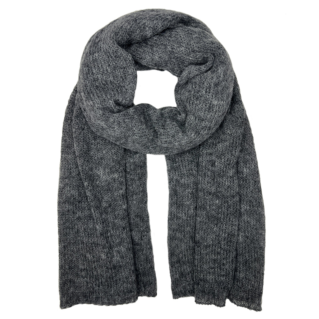 Luxury Knit Alpaca Scarf – Handwoven Coal Grey Winter Shawl