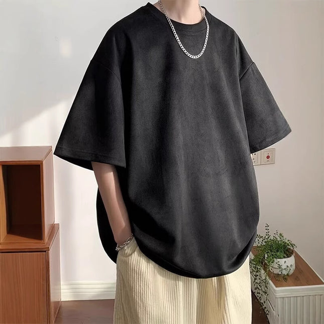 Loose-fitting T-shirt