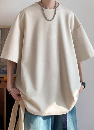 Loose-fitting T-shirt