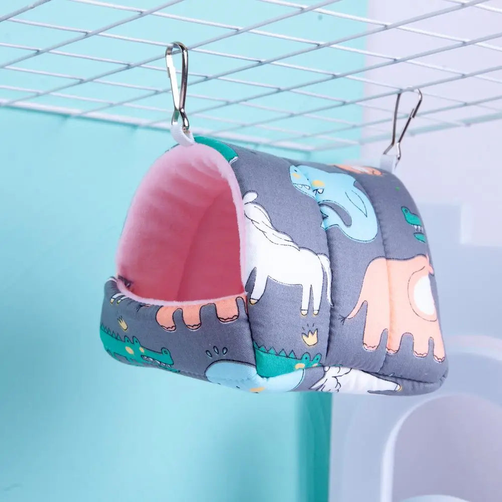 Mini Cage Nest for Small Animals – Cute Cartoon Design