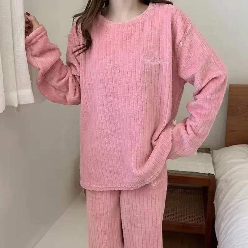 Women’s Warm Coral Velvet Pajamas, Cozy Winter Homewear Set
