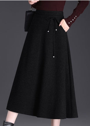 High-waisted Casual Skirt Below the Knee