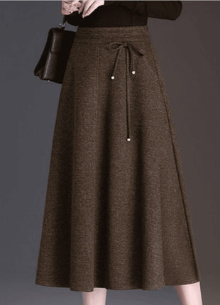 High-waisted Casual Skirt Below the Knee